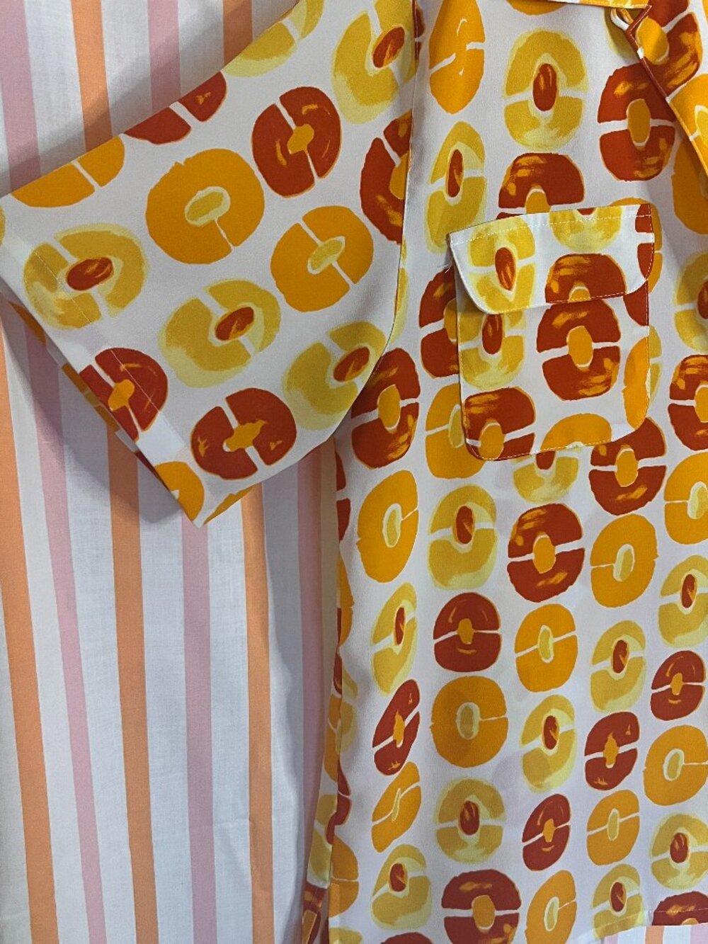 Vintage Abstract Pattern Button Up - Picture 3 of 6